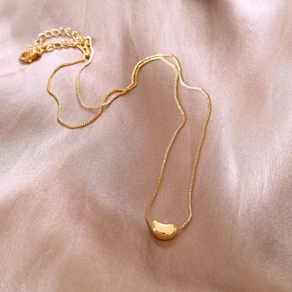 GOLICC Gold Pea Necklace - Picture 4 of 12